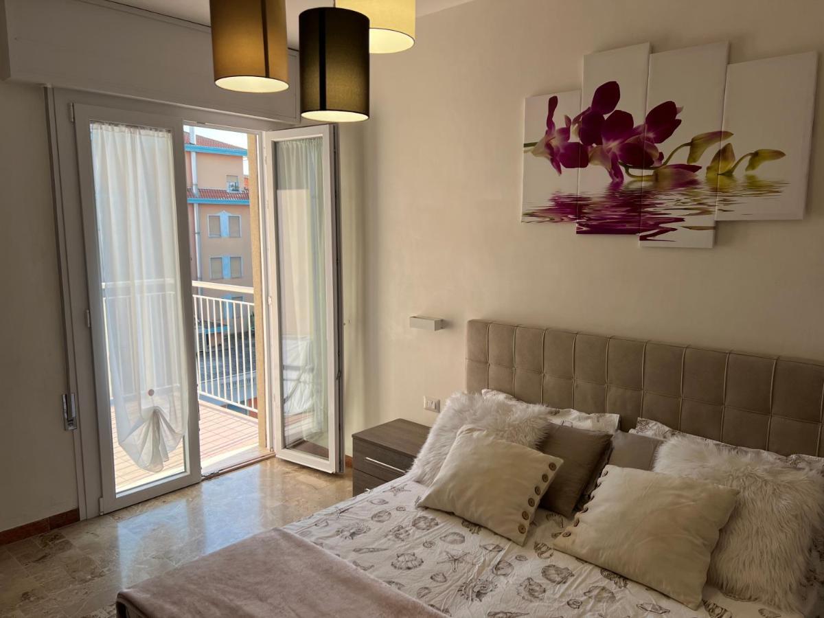 Residence Alba D'Oro Solo Famiglie Lido di Jesolo Exteriör bild
